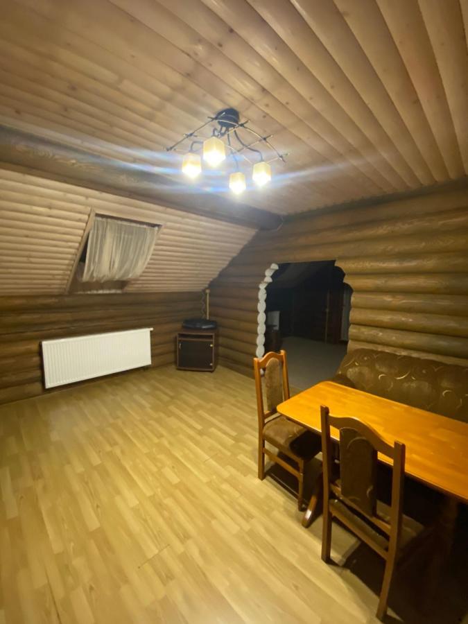 Отель Візит Bushtyno Номер фото